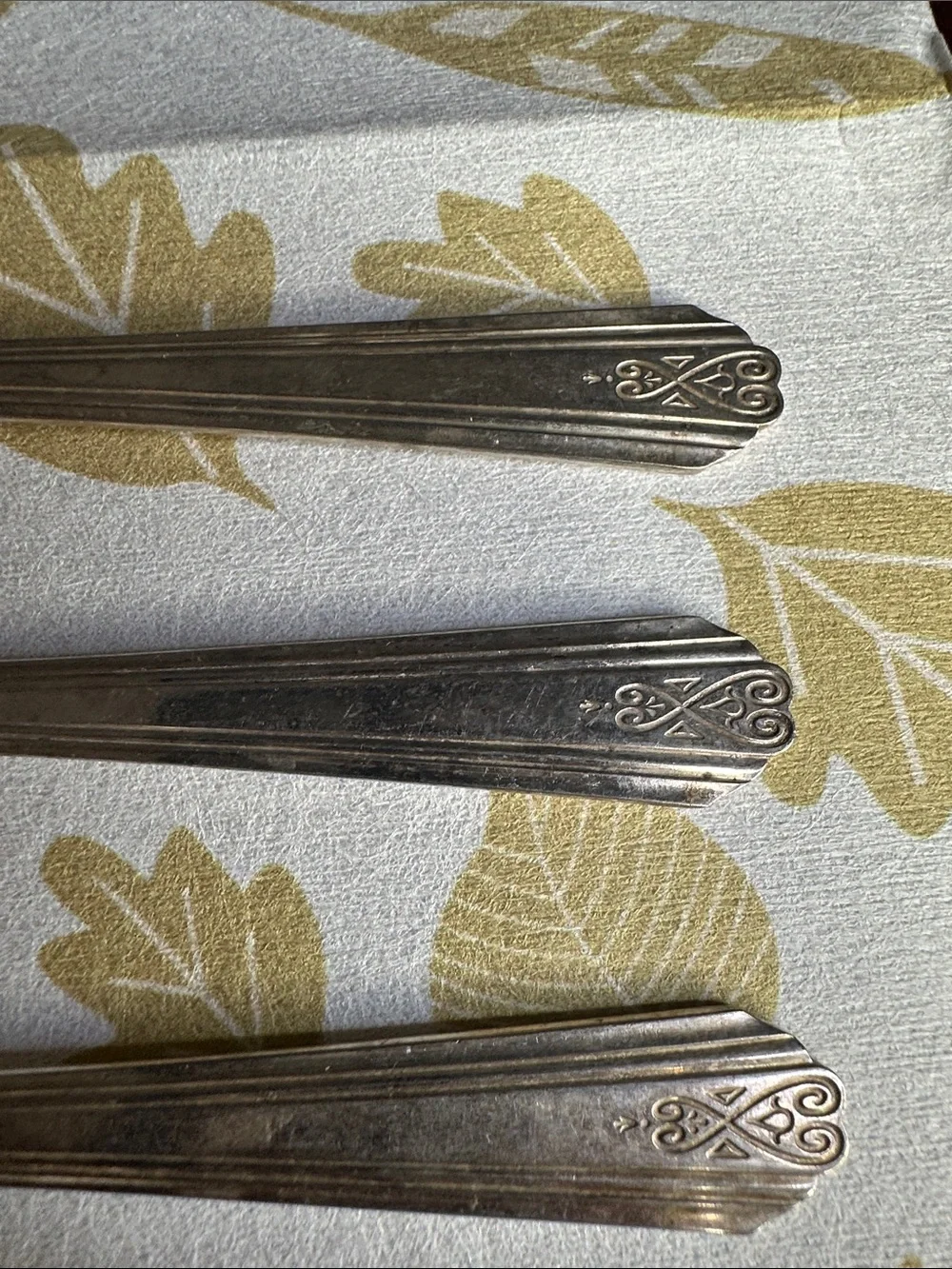 Vintage 1940 Silver- plated Appetizer Forks - Set of 3